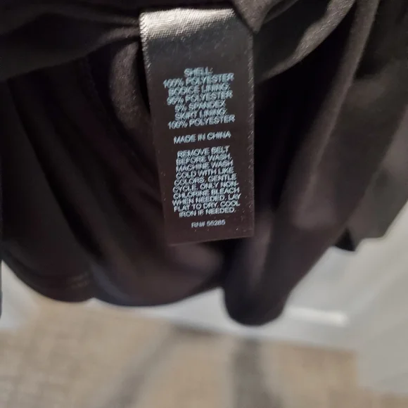 Express one shoulder black dress with pleats, size 2 - Picture 9 of 13